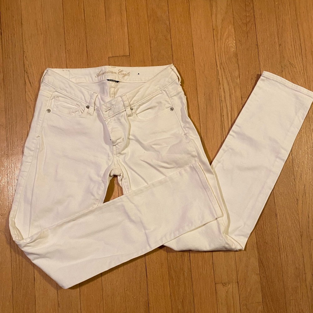 American Eagle stretch skinny jeans, size 2.